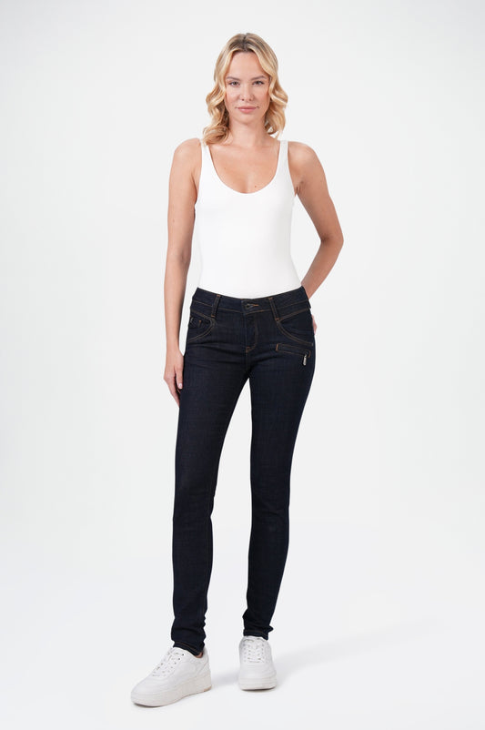 SUZY Skinny Fit | Raw Denim