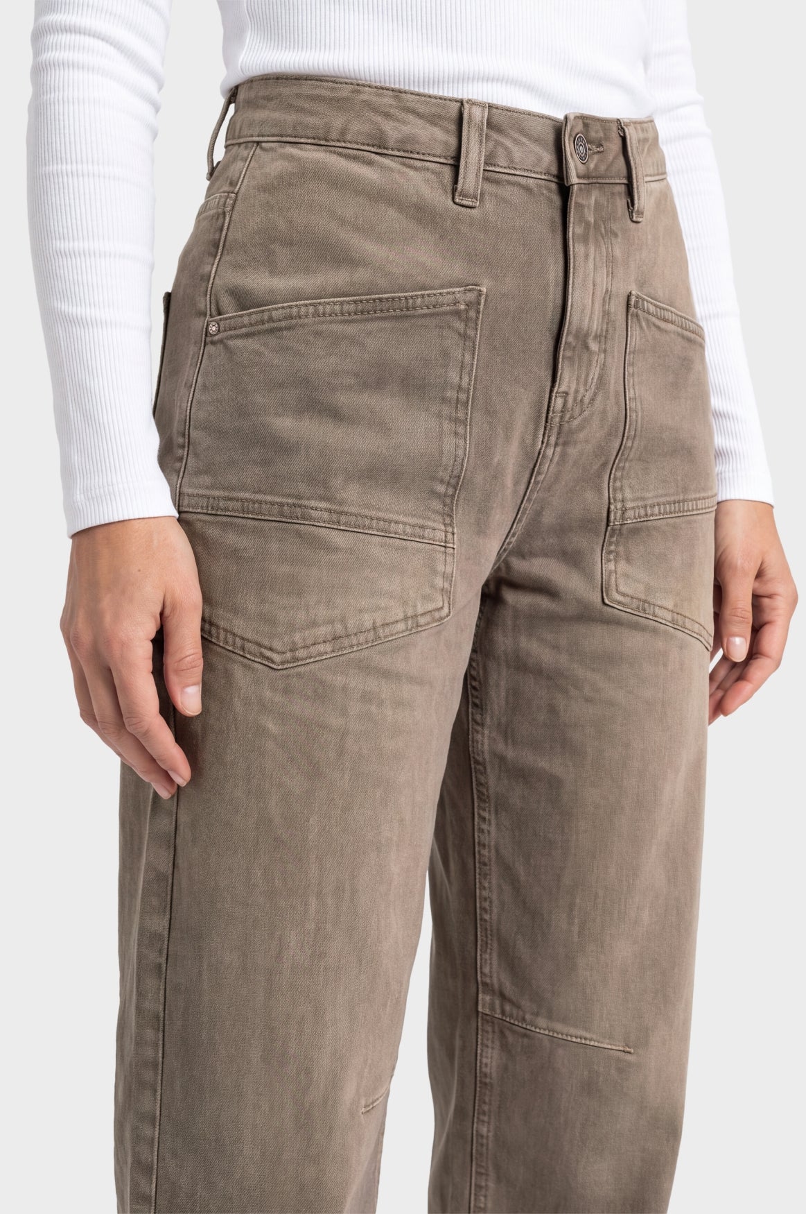 Clara Barrel | Beech Brown