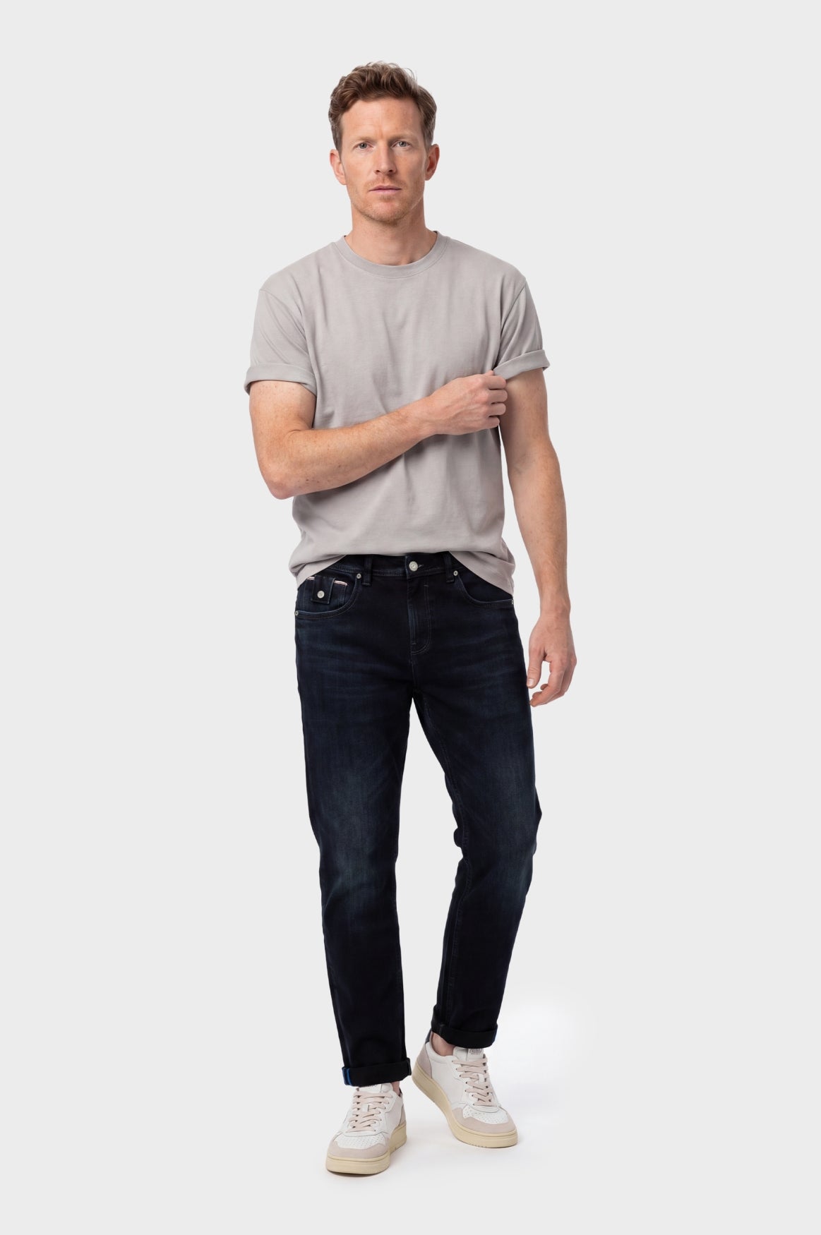 Ricardo Regular | Genius Blue