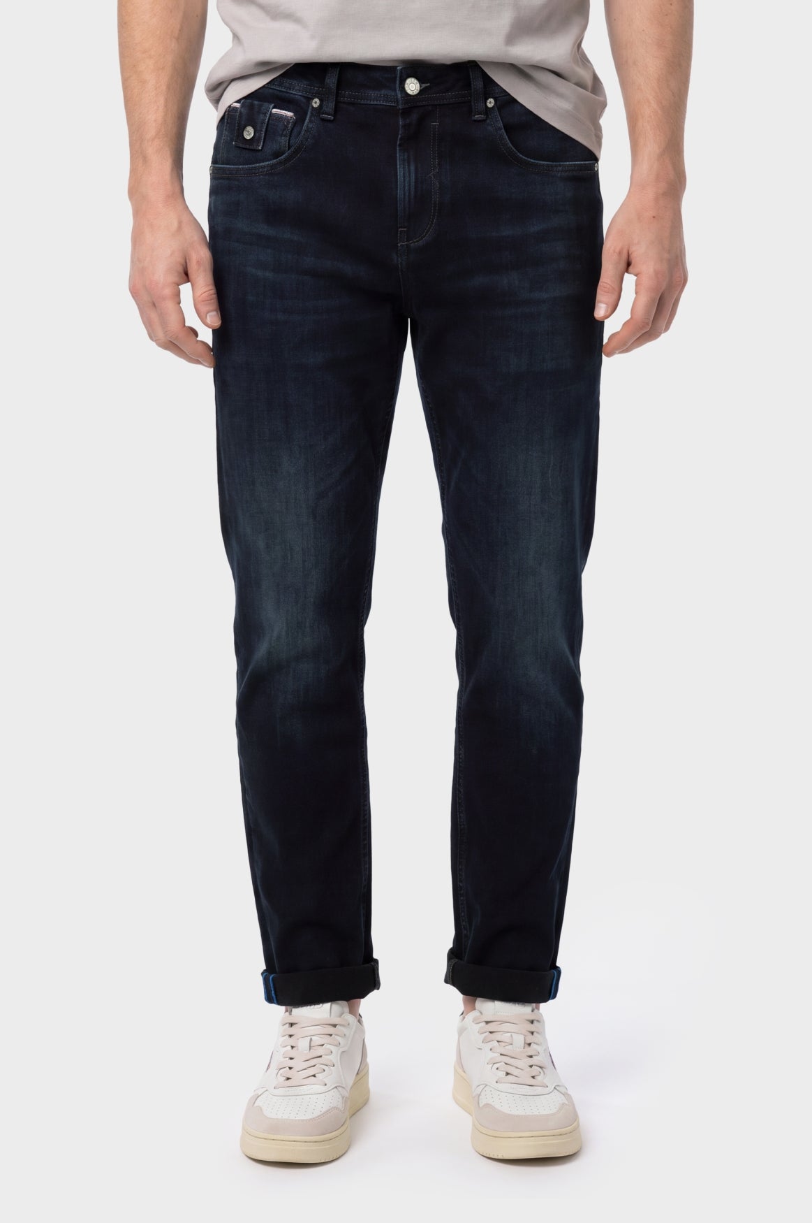 Ricardo Regular | Genius Blue