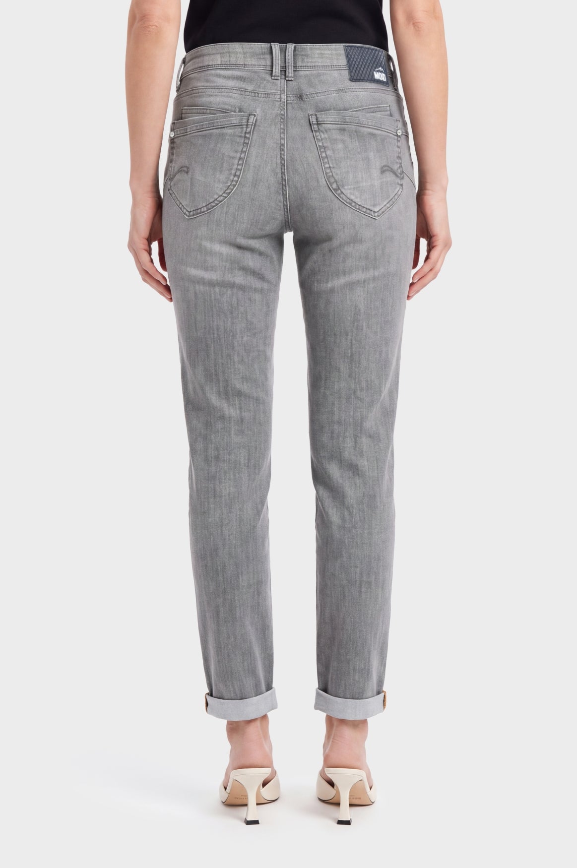 Romy Regular | Guest Grey