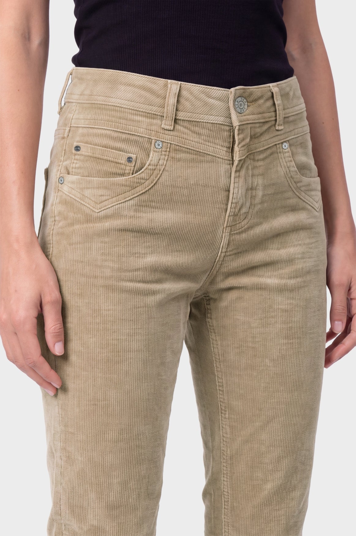 Romy Regular | Taupe