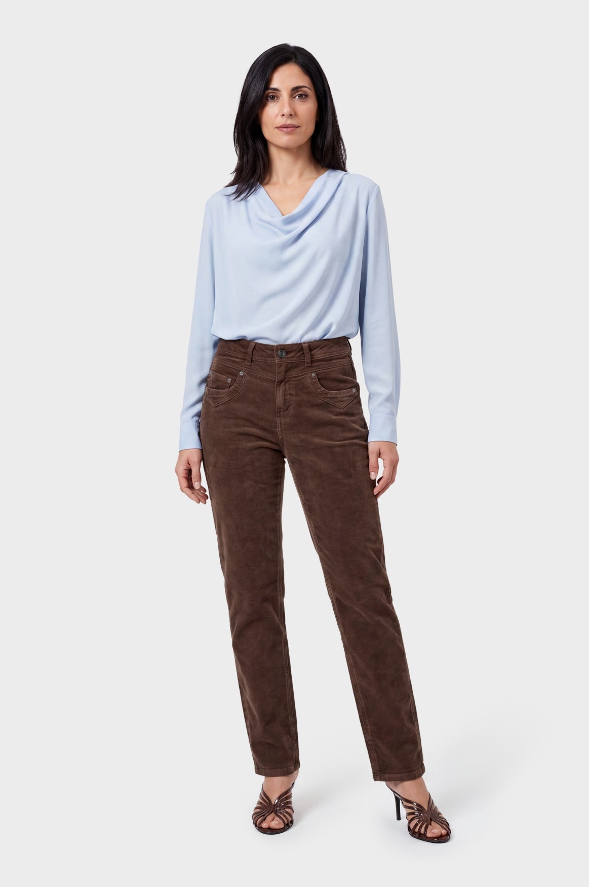 Romy Regular | Brown