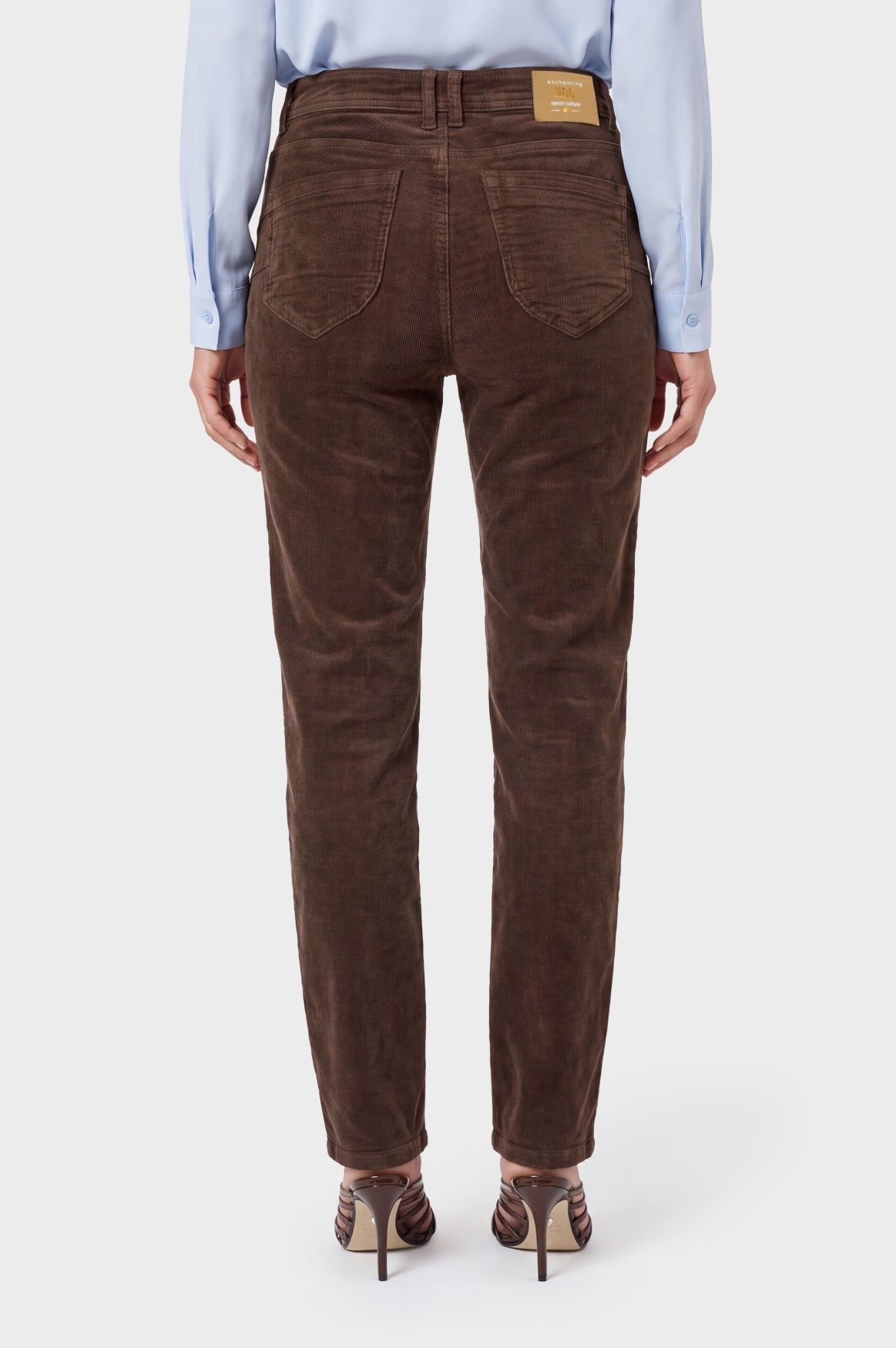 Romy Regular | Brown