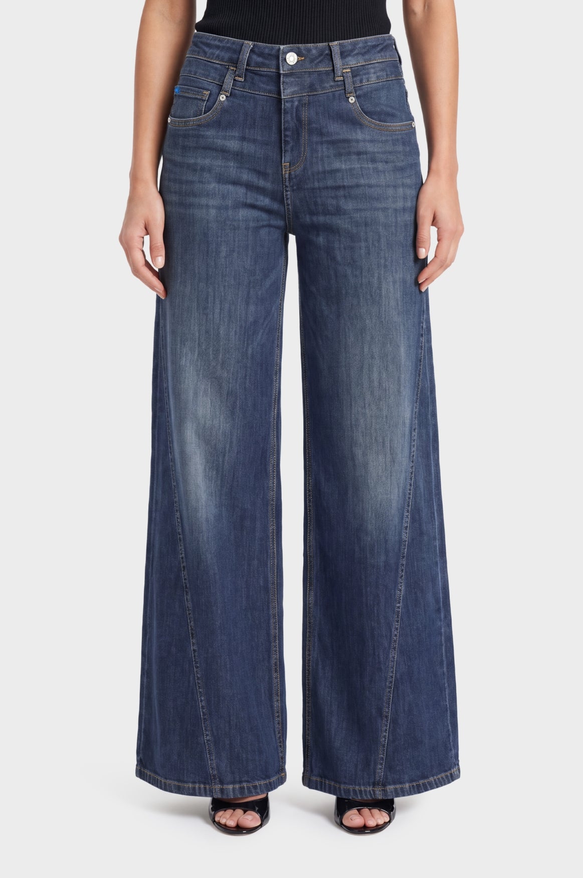 Vaiana | Gallery Blue