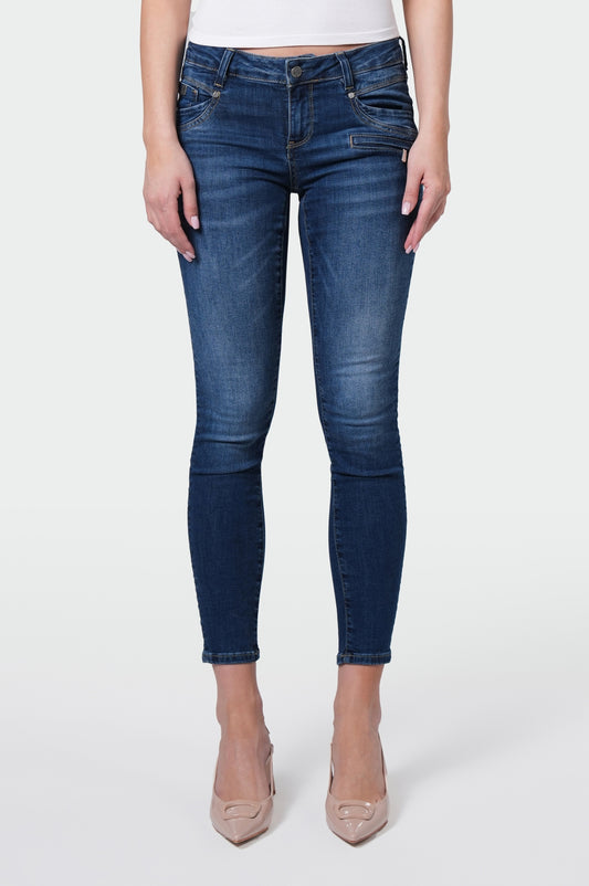 Suzy Skinny Fit | Minya Blue