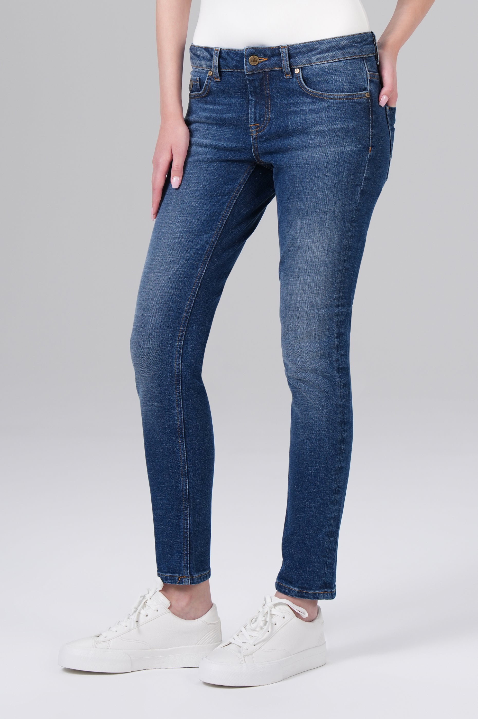 Monika Slim Fit - M.O.D - Mid Blue - 2