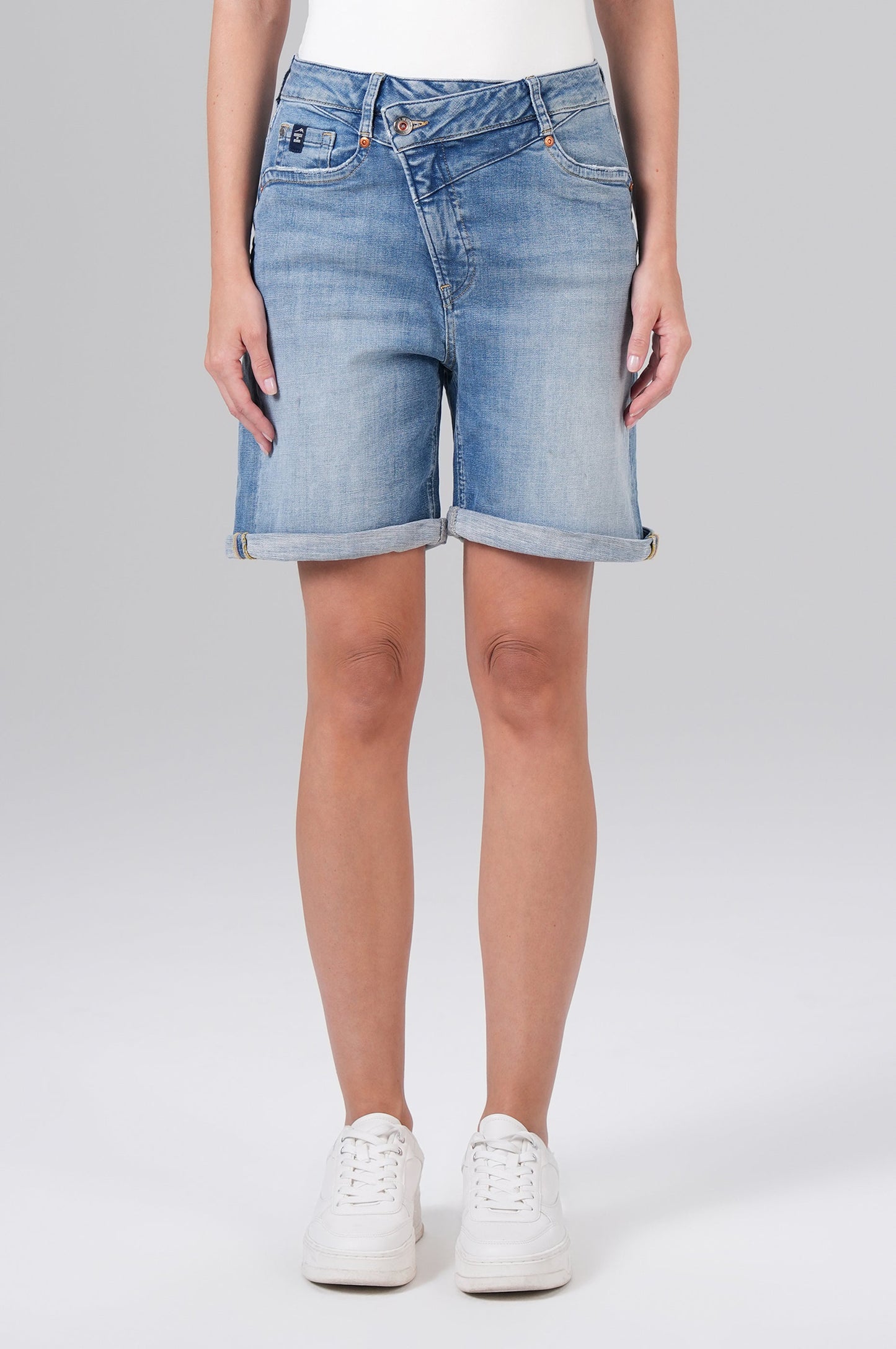Iris Shorts | Alpaka Blue