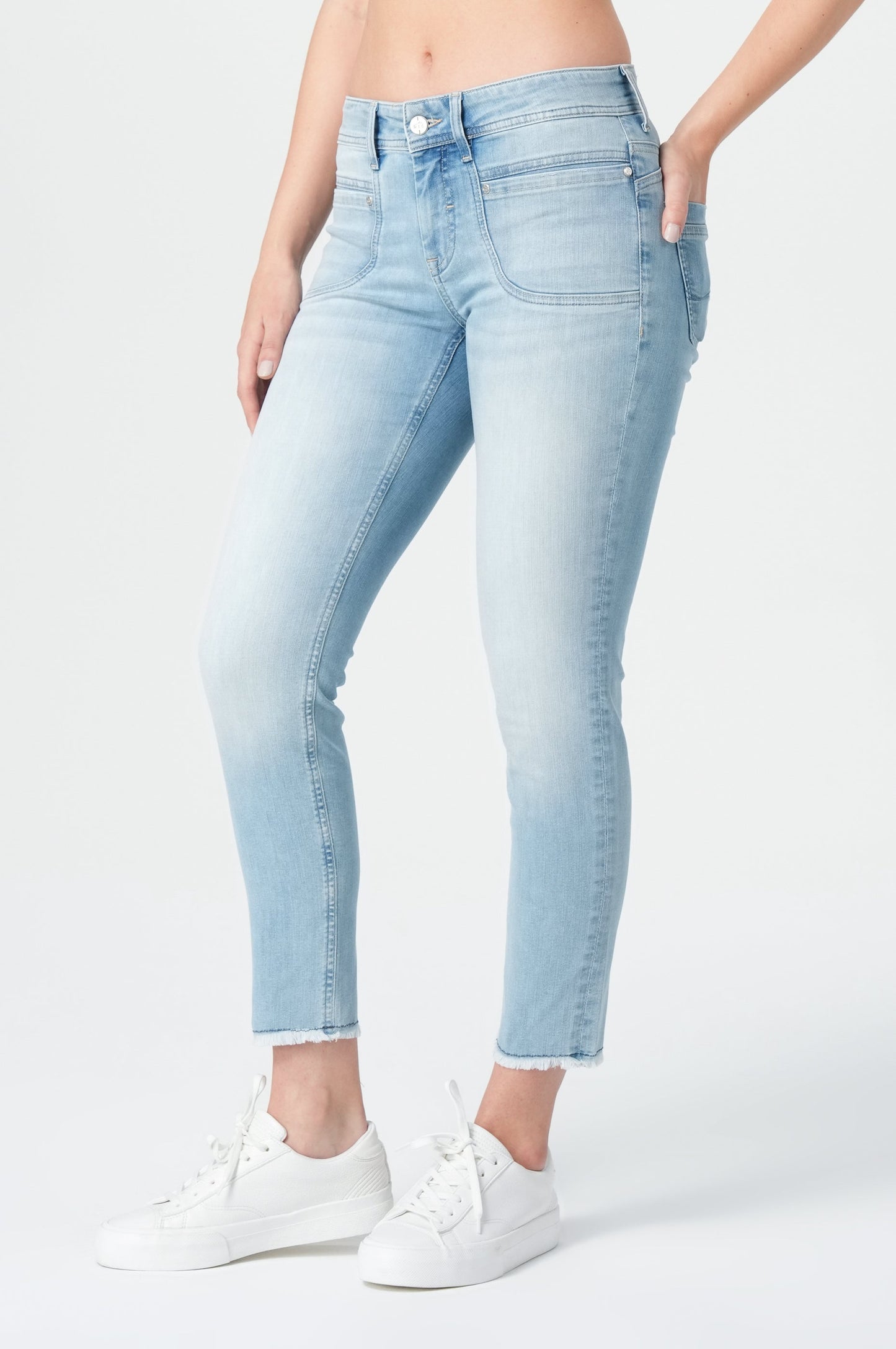 Mary Slim Fit | Dove Blue