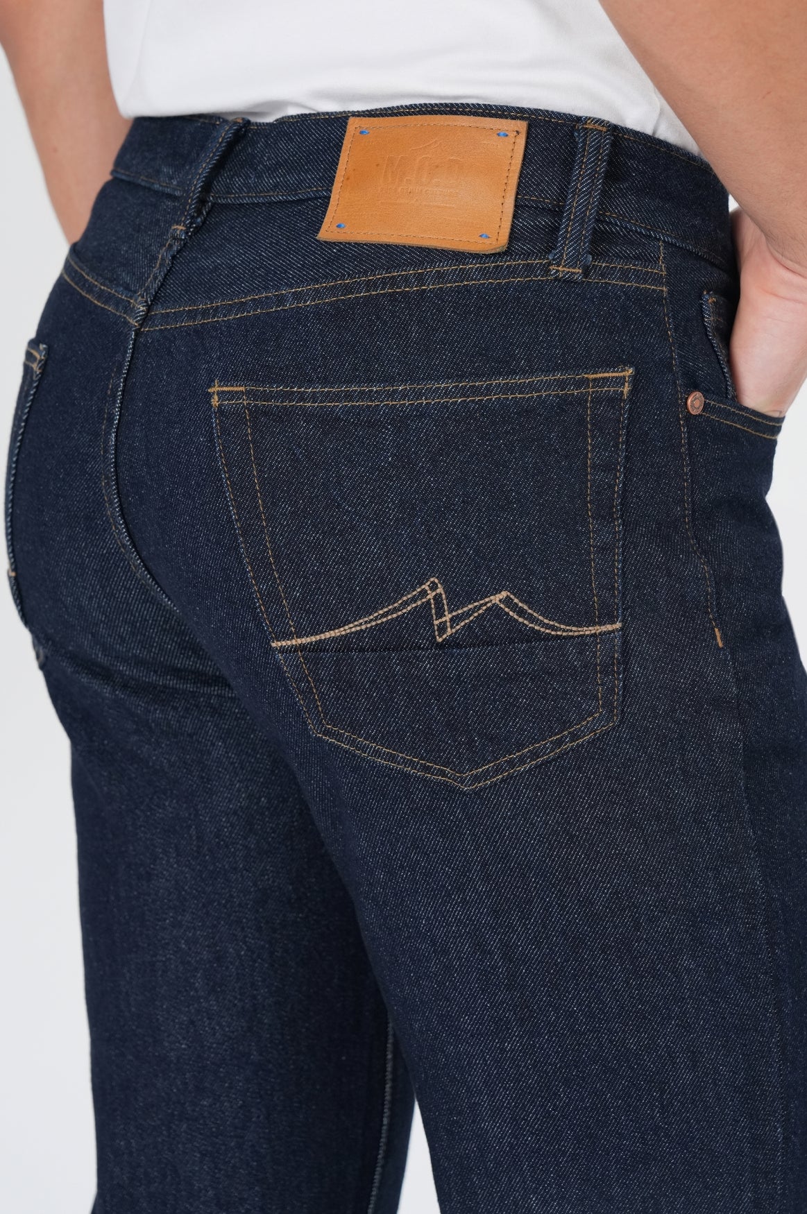 Aron Straight | Rinse Wash