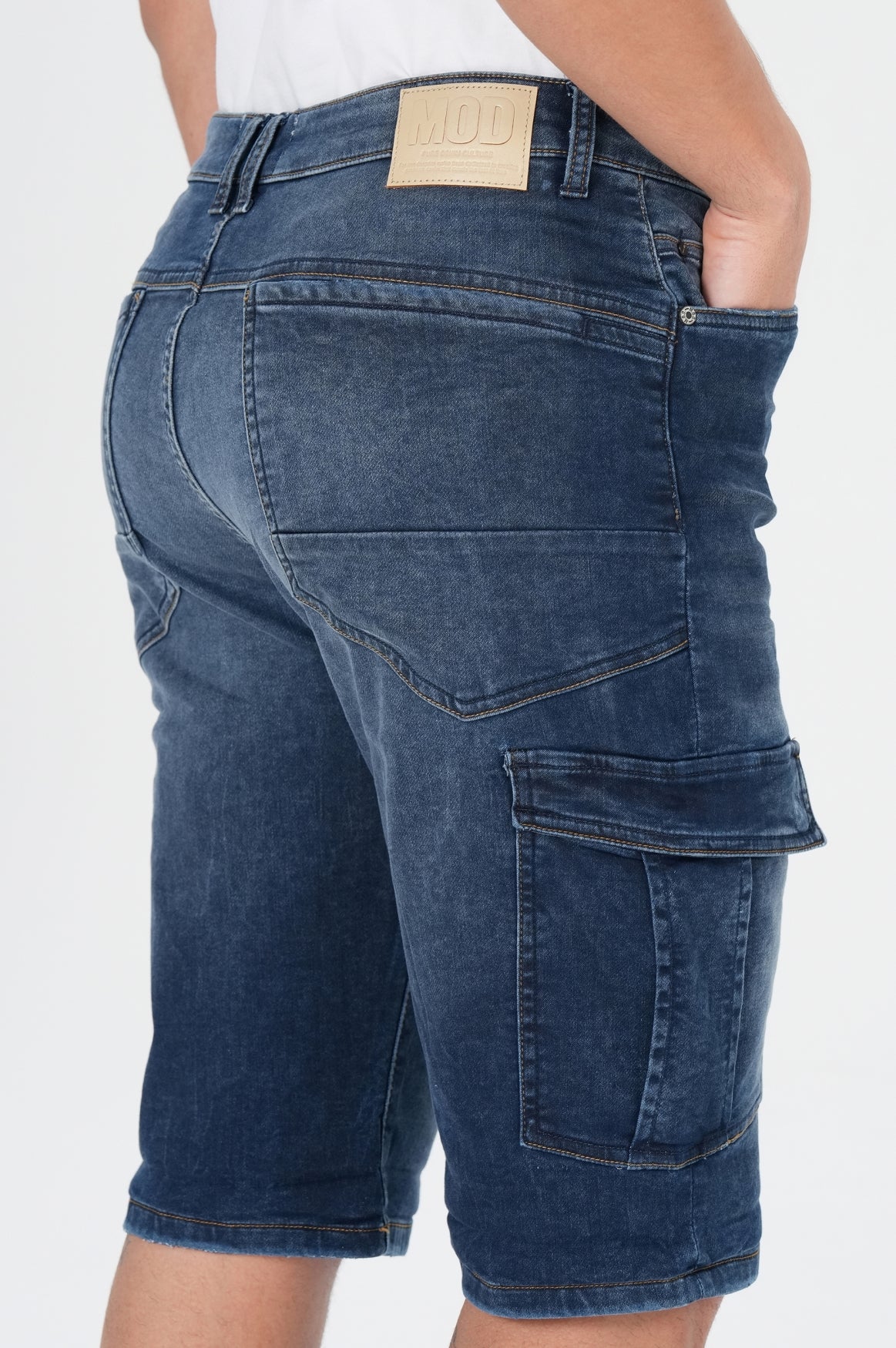 Edward Cargo Shorts | Fast Blue