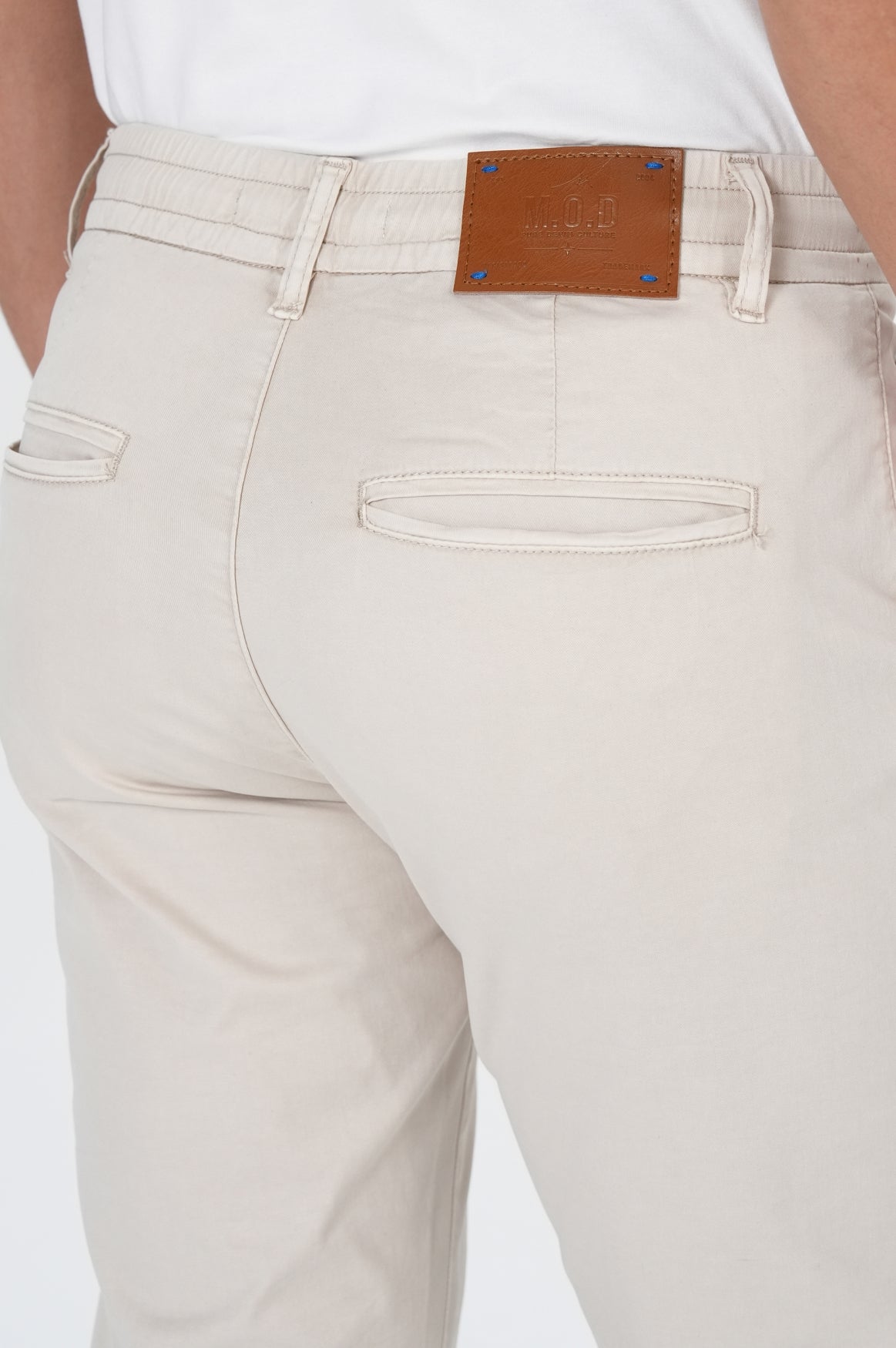 Hank Chino | Pebble Beige