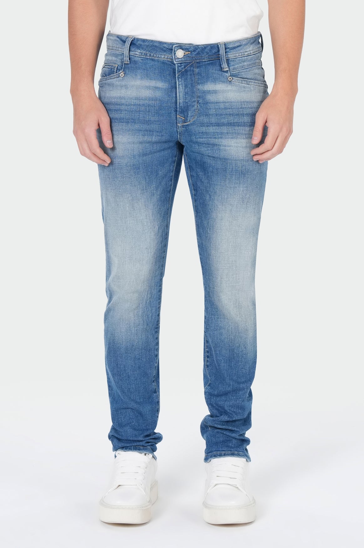 Michael Slim | Falcon Blue