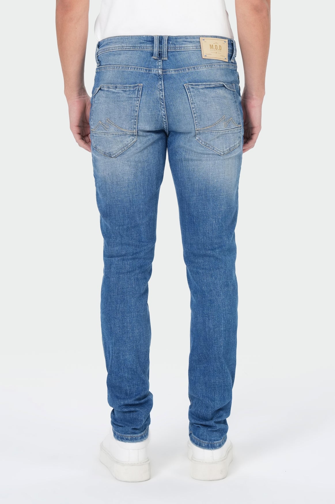 Michael Slim | Falcon Blue