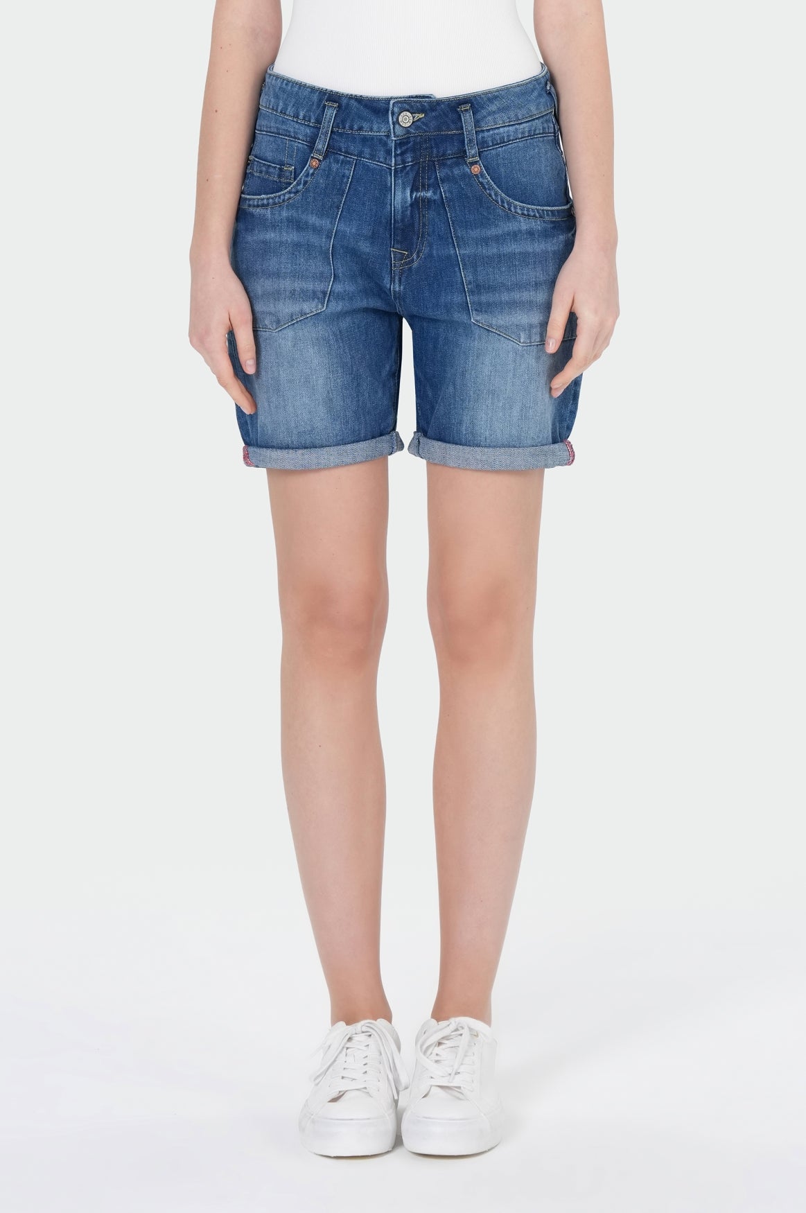 Nini Shorts | Fair Blue