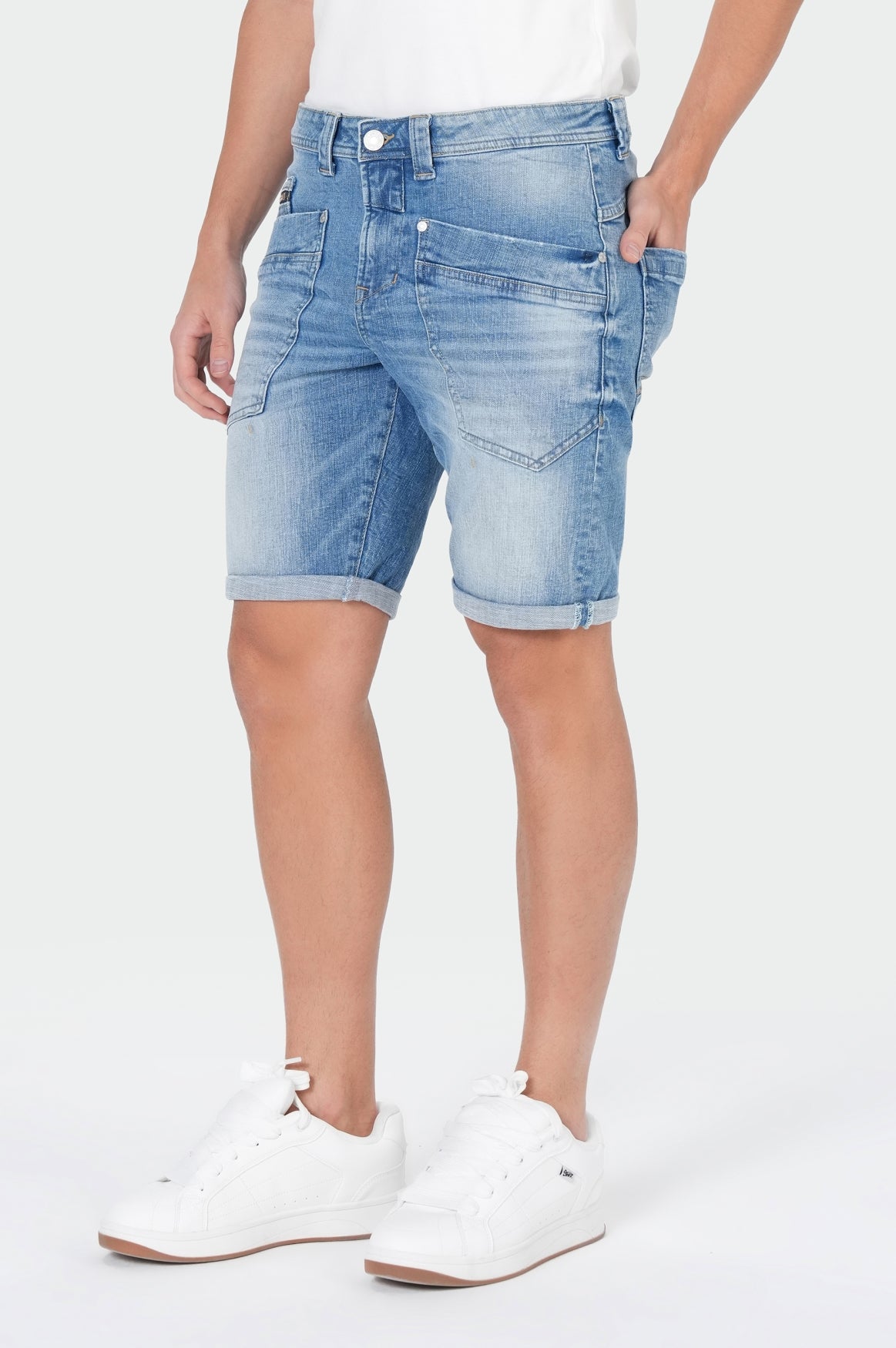 Pablo Shorts | Fizzy Blue