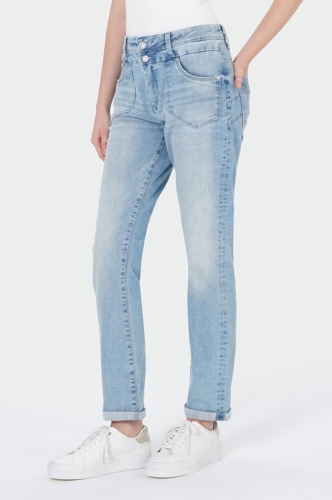 Peggy Comfort Straight | Famous Blue