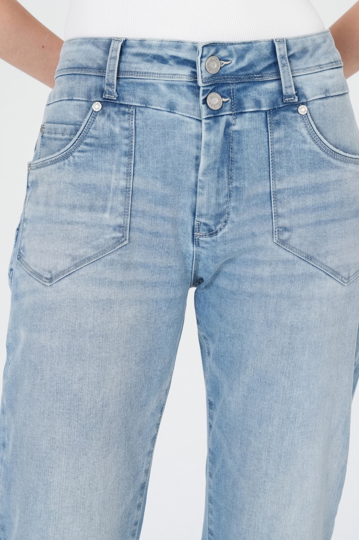 Peggy Comfort Straight | Famous Blue