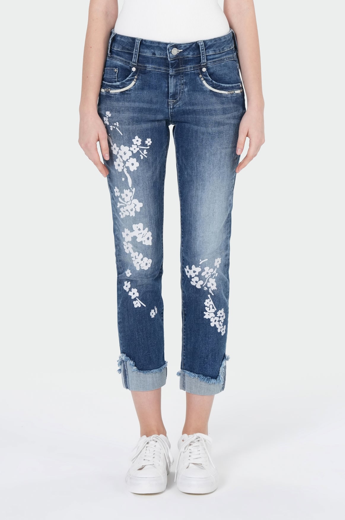 Rita Regular | Fifteen Blue