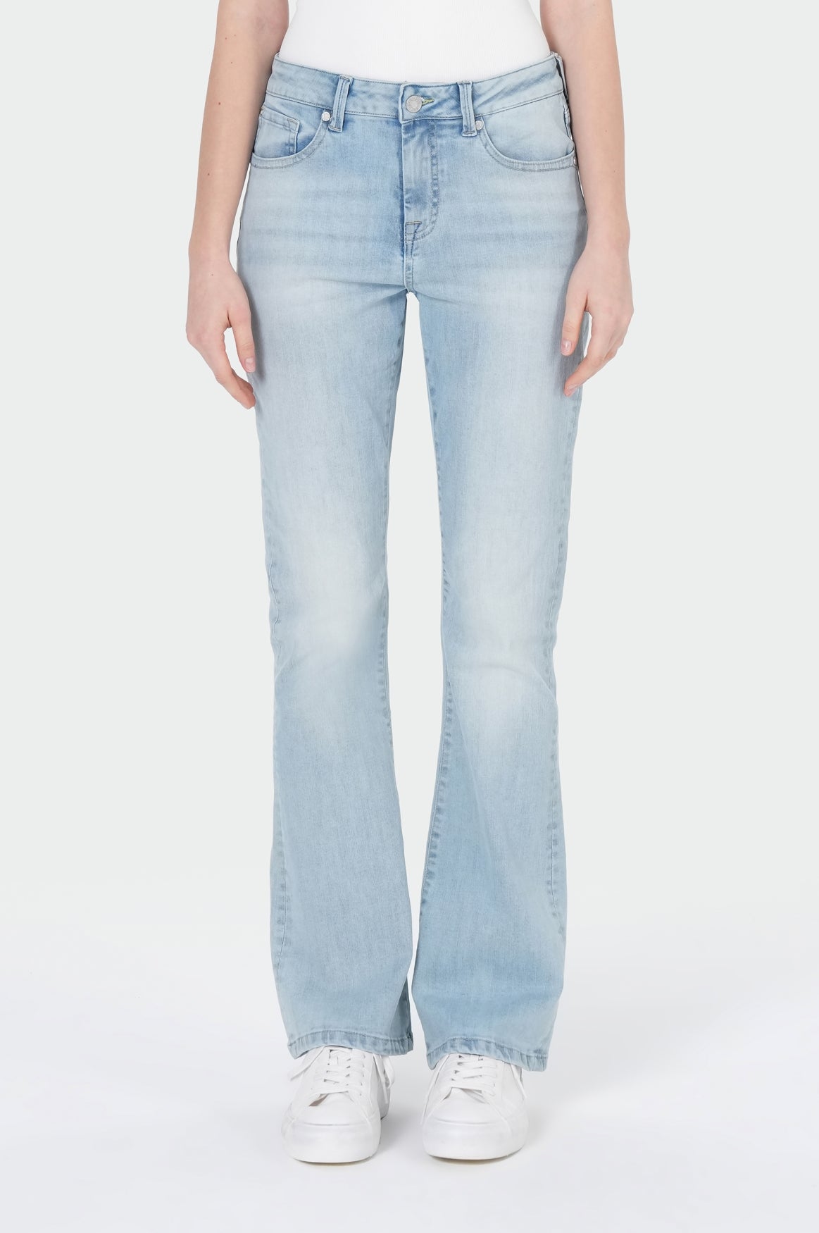 Sina Bootcut | Dove Blue