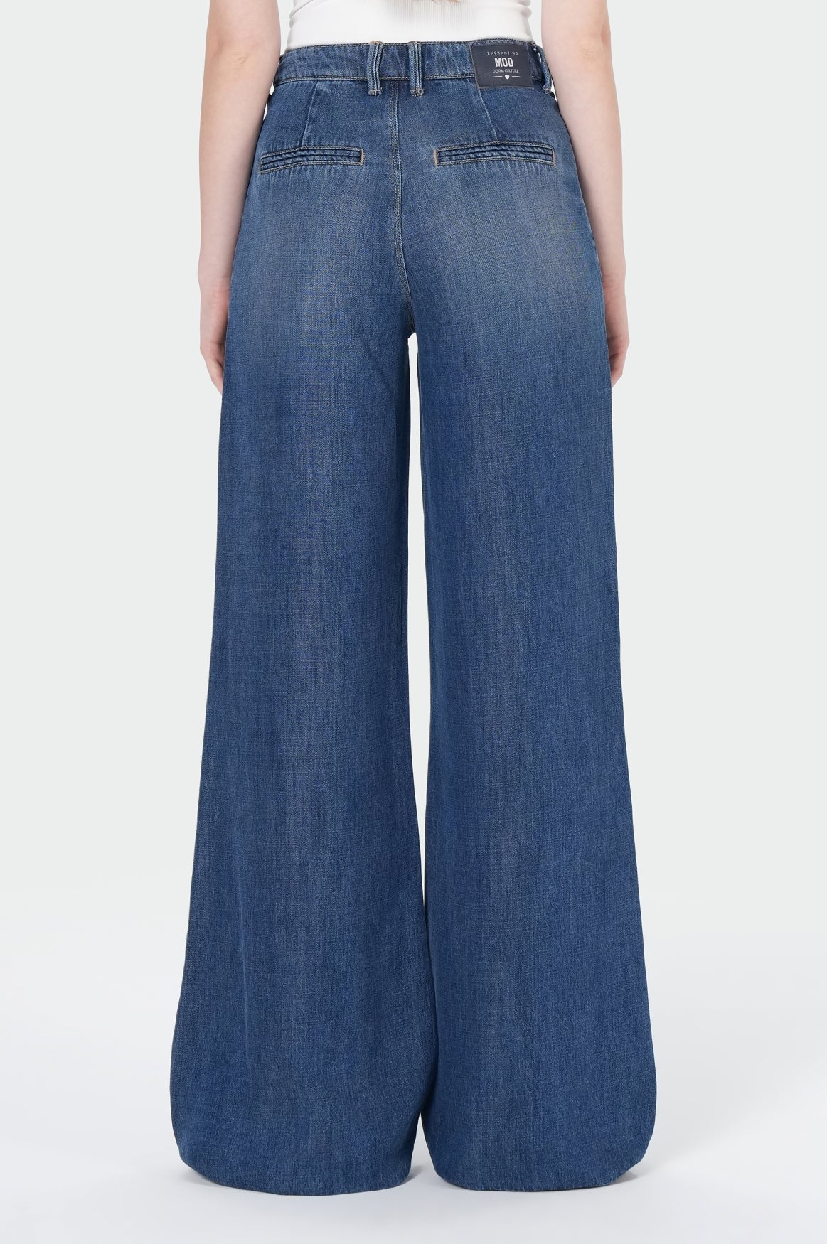 Valentina Palazzo | Family Blue