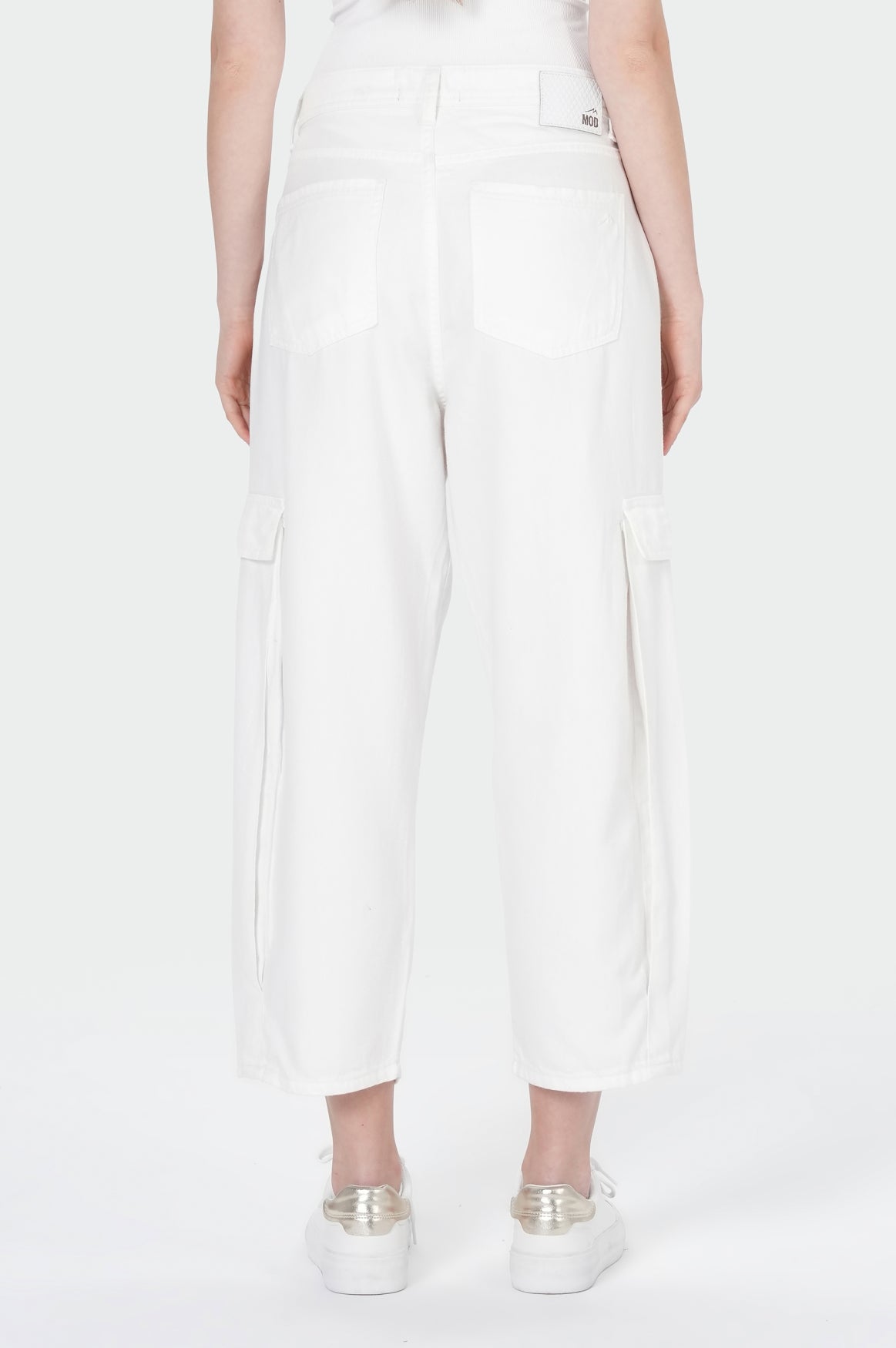 Vivien Balloon | White