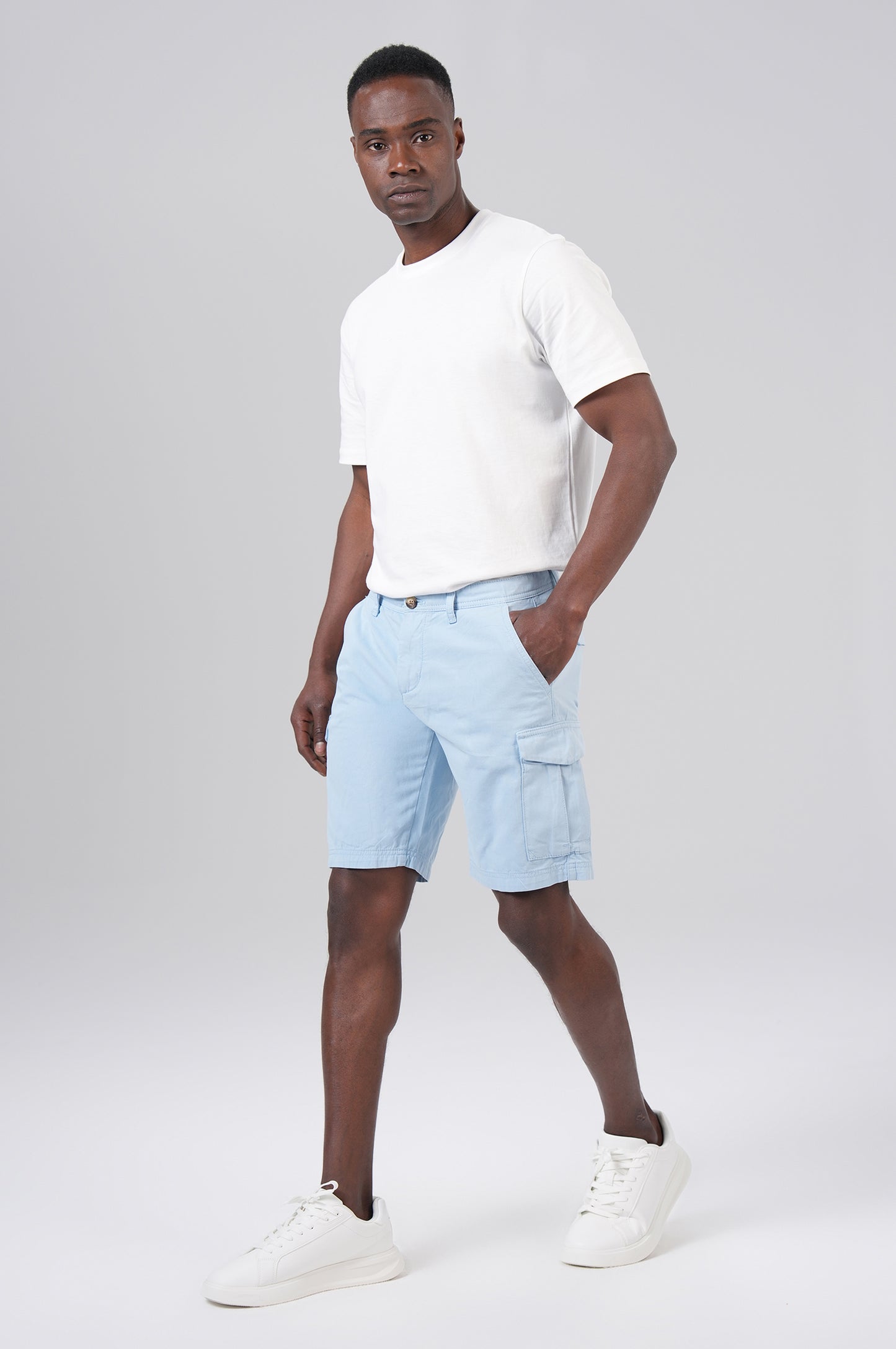 Elliot Cargo Shorts - Soft Blue