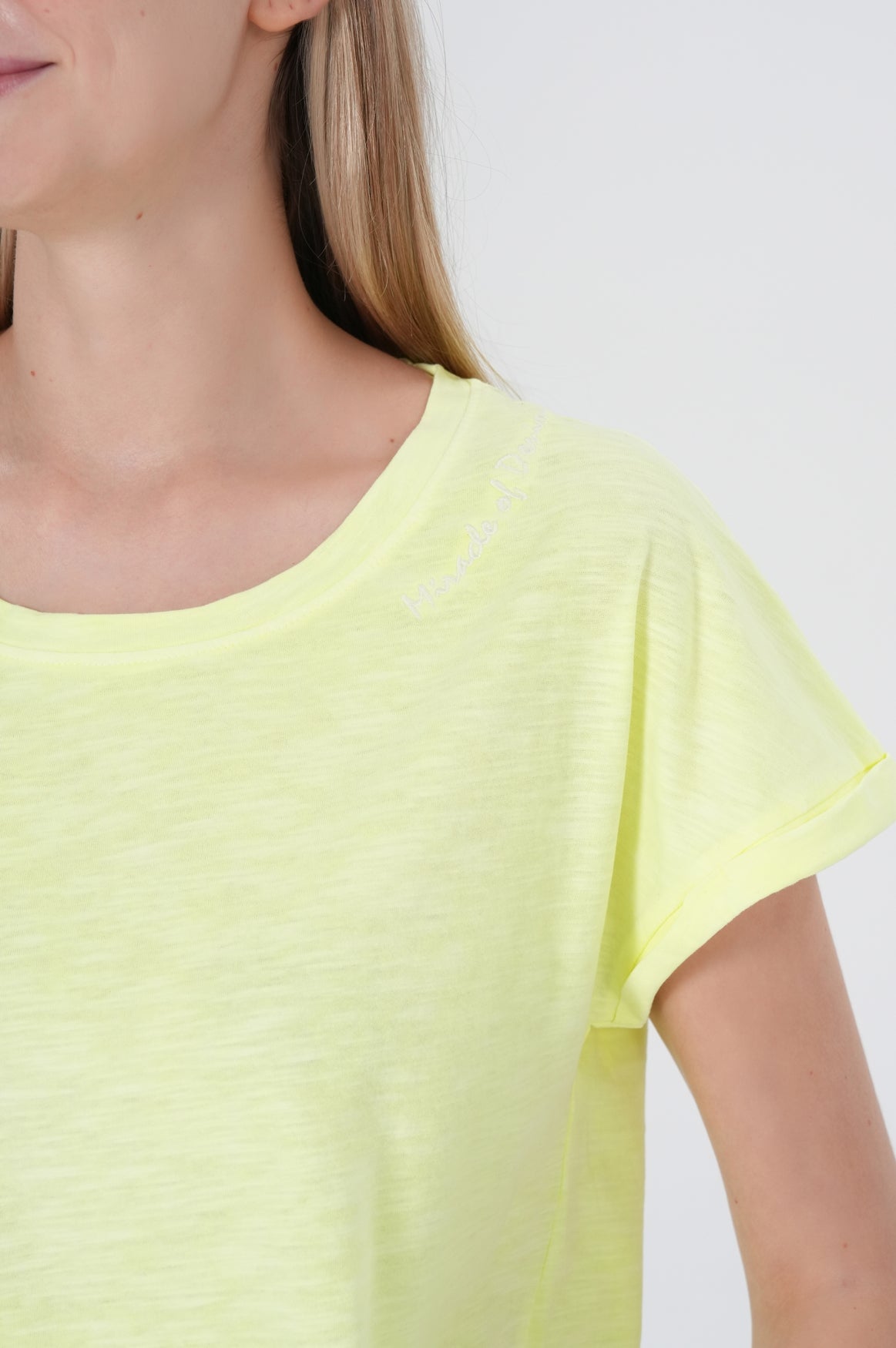 Anna T-Shirt | Neon Yellow