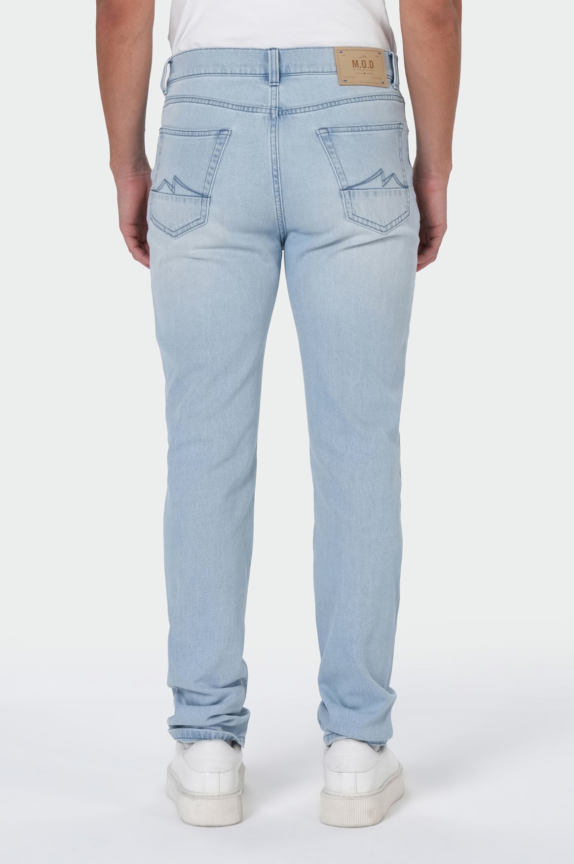 Aron Straight | Fable Blue Jogg