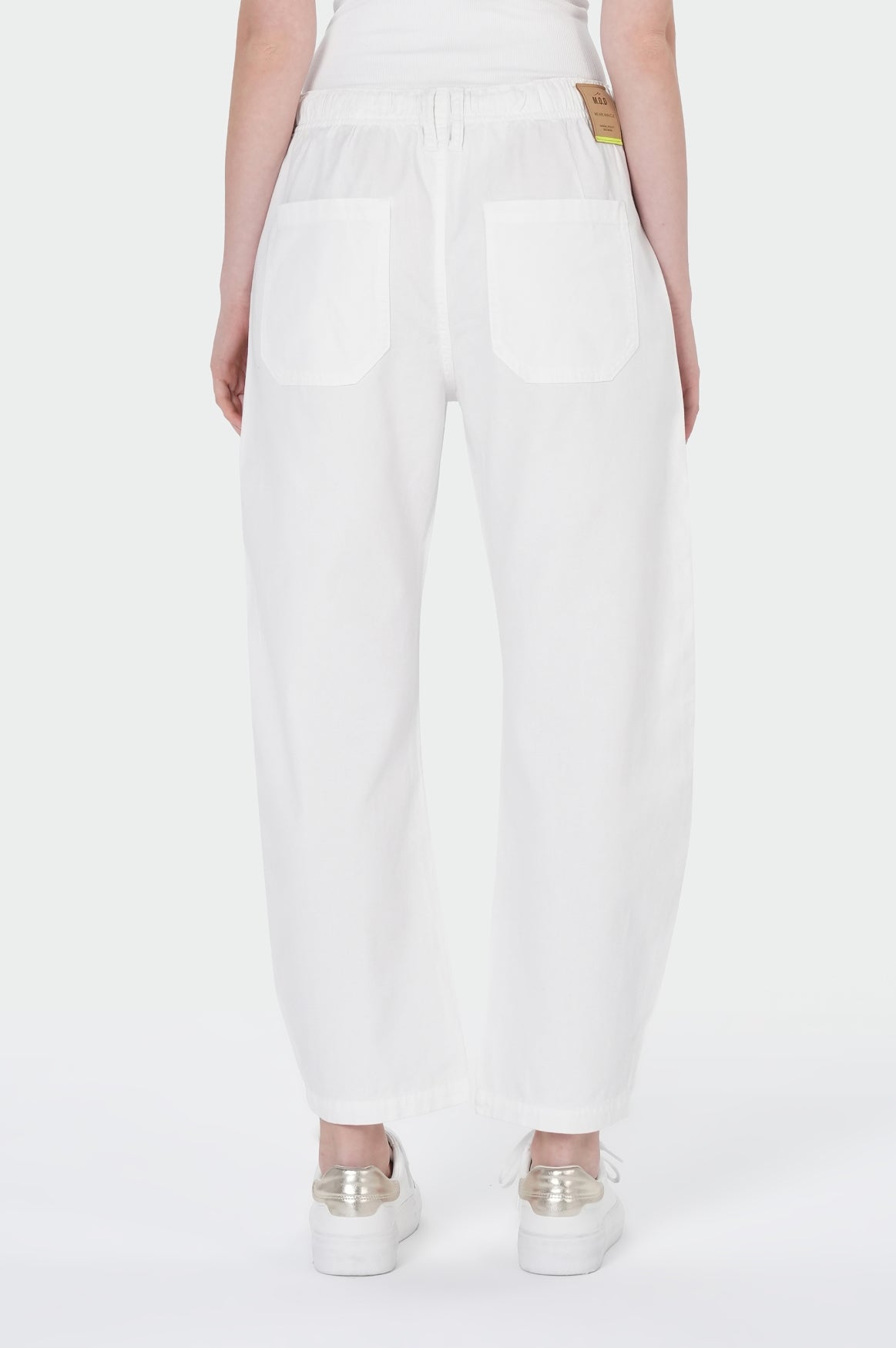 Chloe Barrel | White