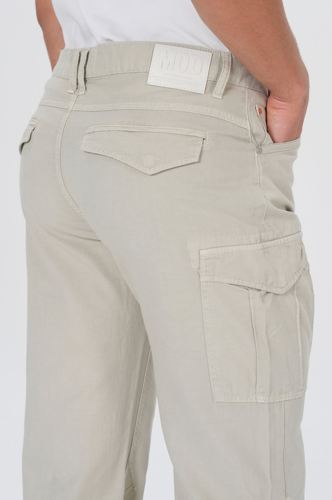 Eino Cargo | Bone White
