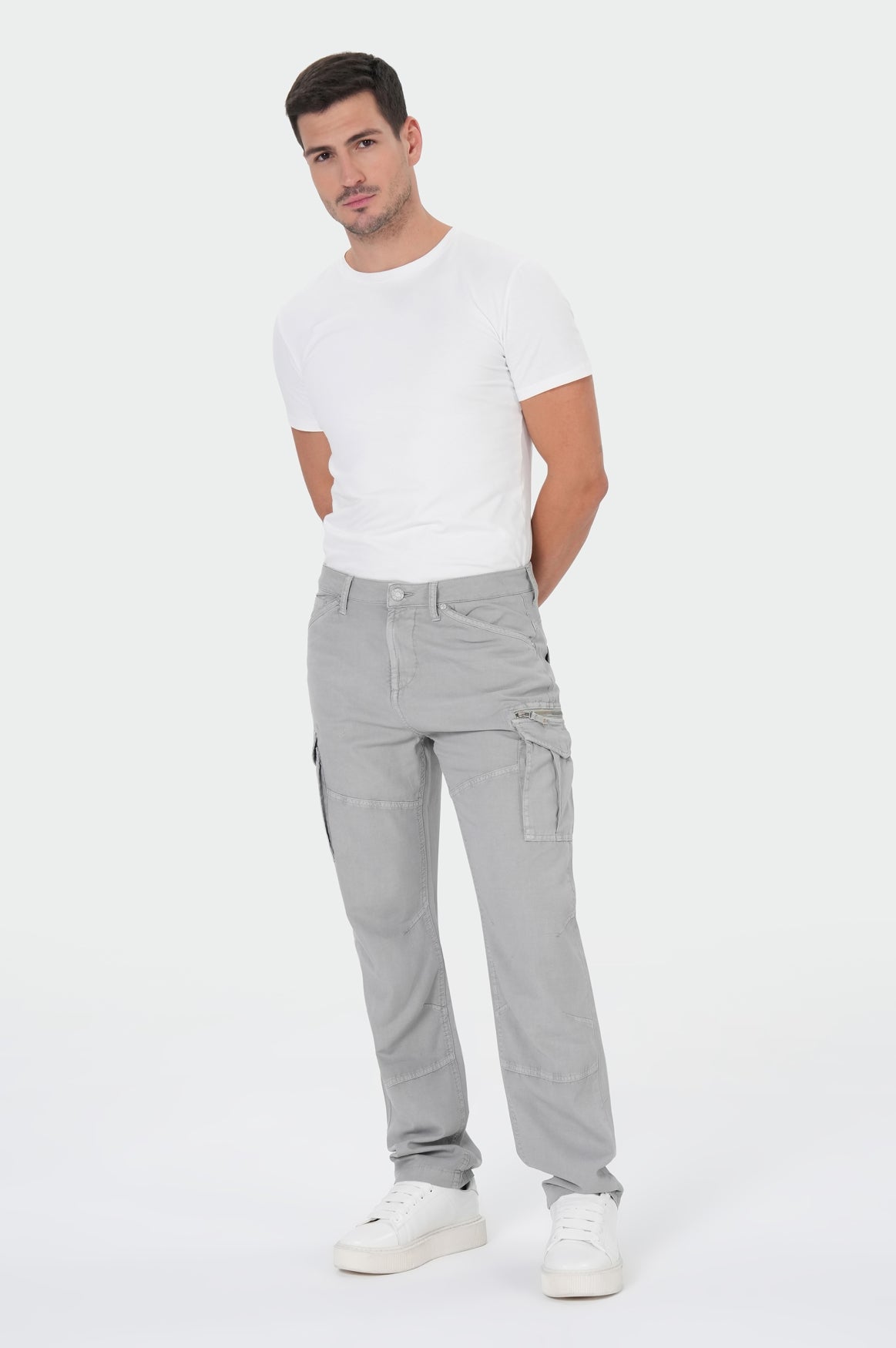Eino Cargo | Ultimate Grey