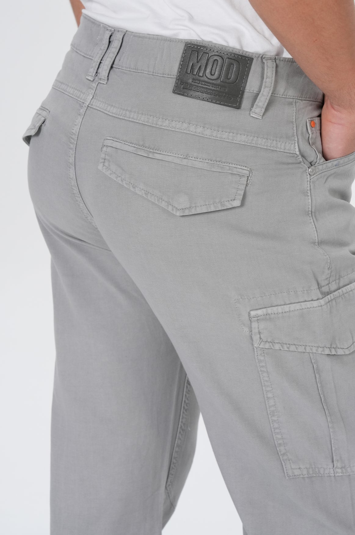 Eino Cargo | Ultimate Grey