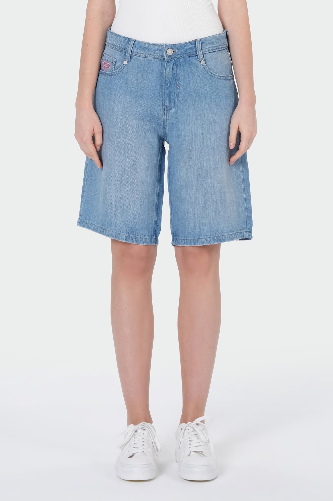 Nicola Shorts | Forever Blue