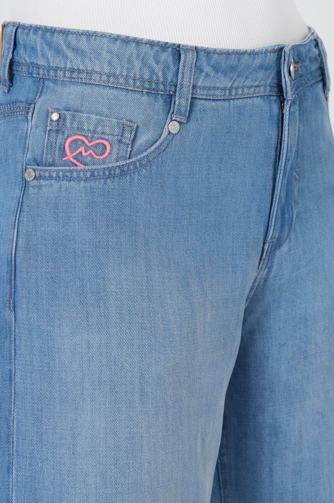 Nicola Shorts | Forever Blue