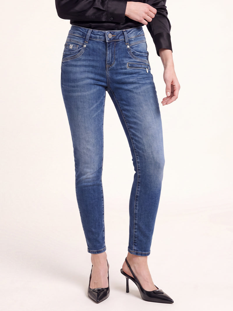 SKINNY FIT