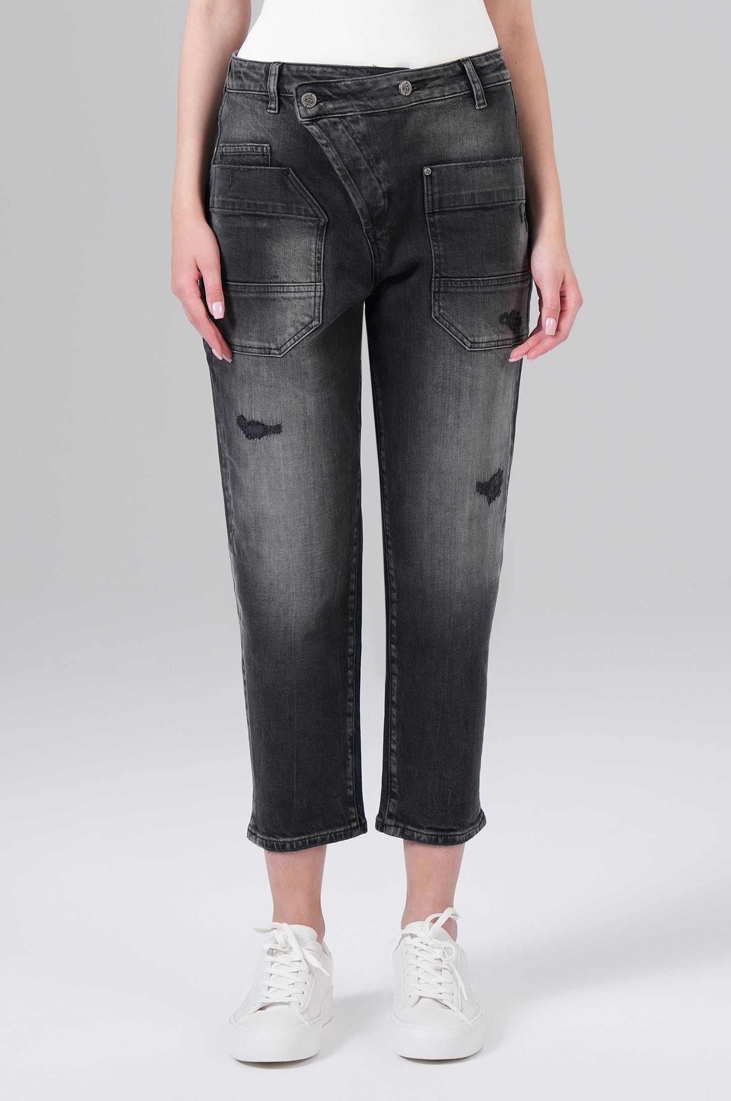 Ira Boy Fit | Attention Black