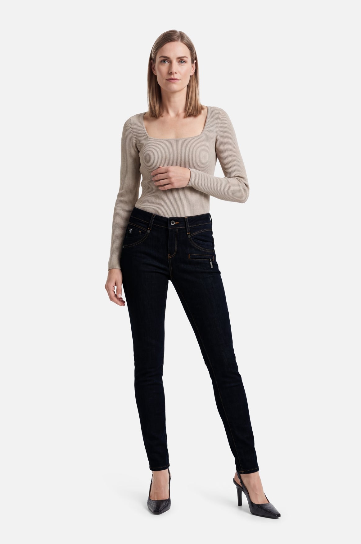 SUZY Skinny Fit | Raw Denim