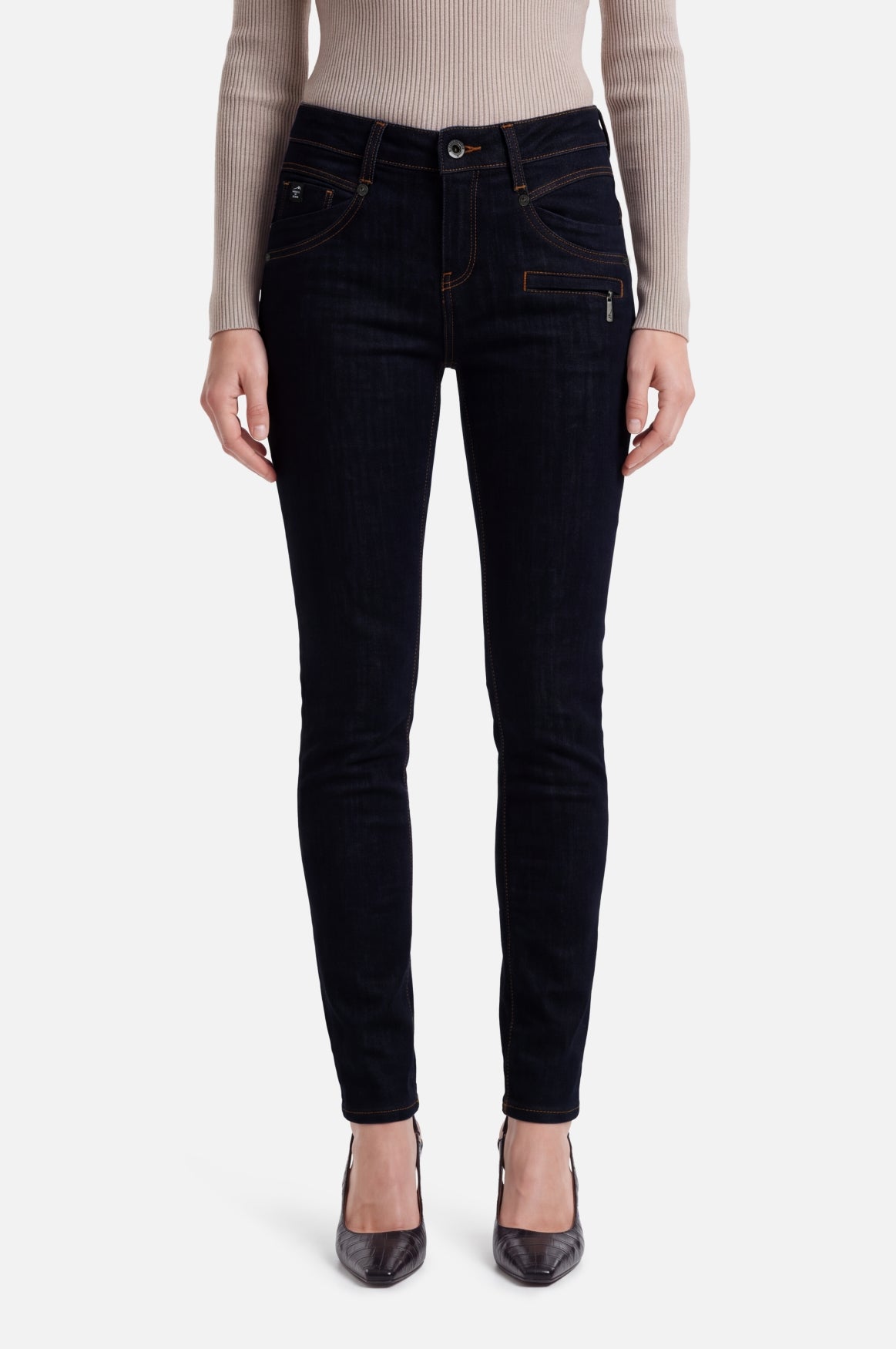 SUZY Skinny Fit | Raw Denim