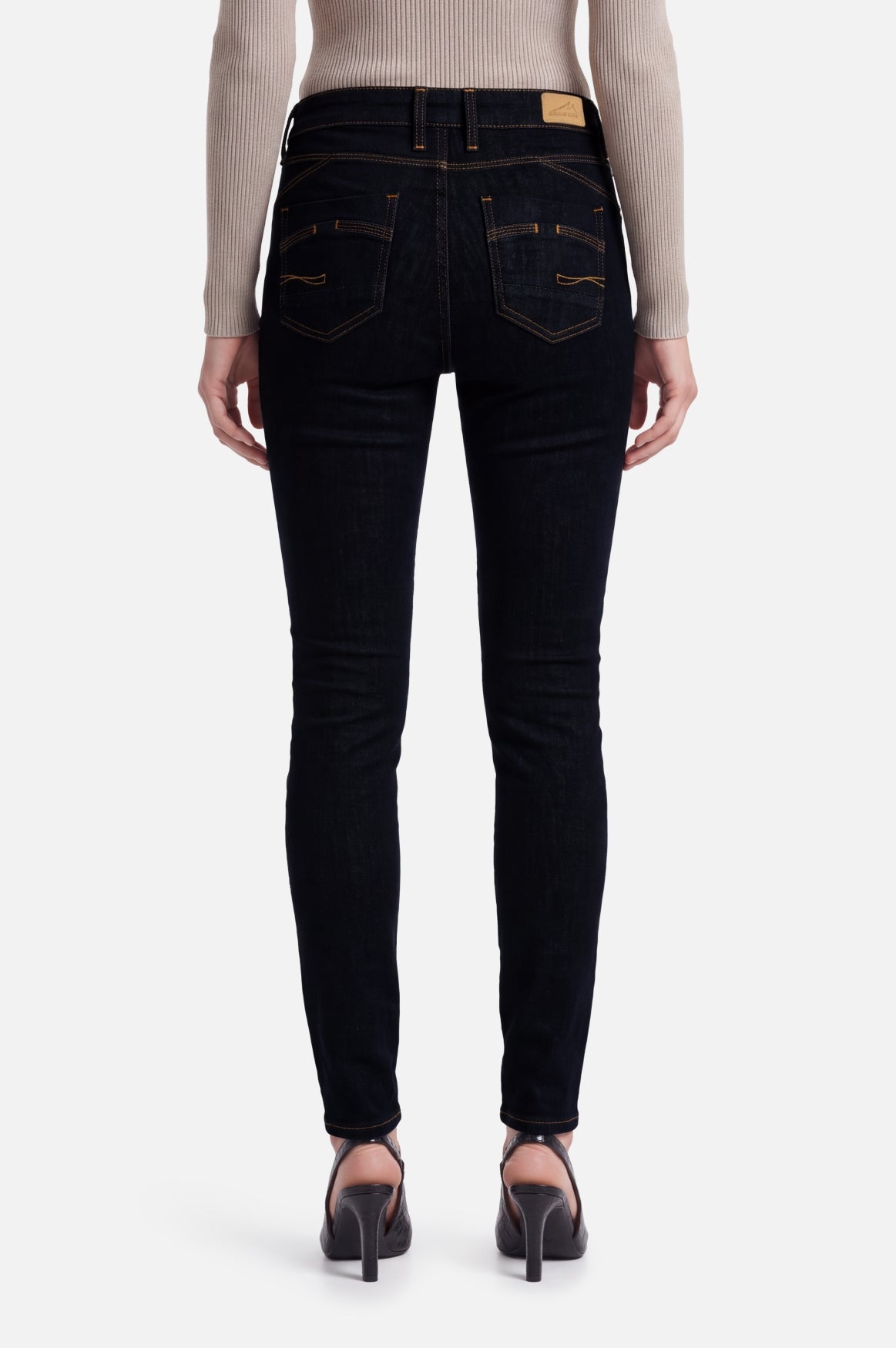 SUZY Skinny Fit | Raw Denim