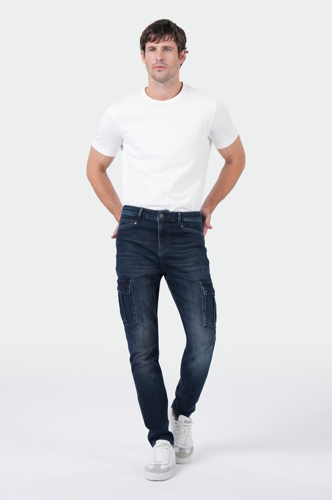 Edward Cargo | Eagle Blue Black Jogg