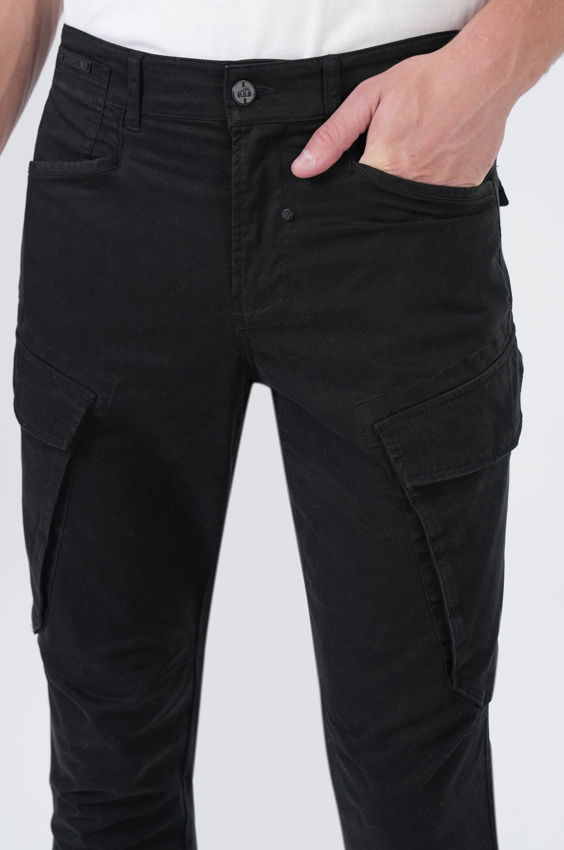 Elias Cargo | Black