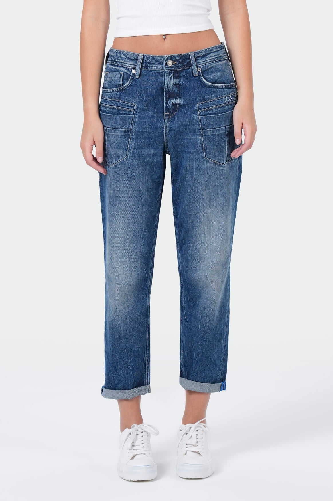 Ivy Boyfriend | Essence Blue