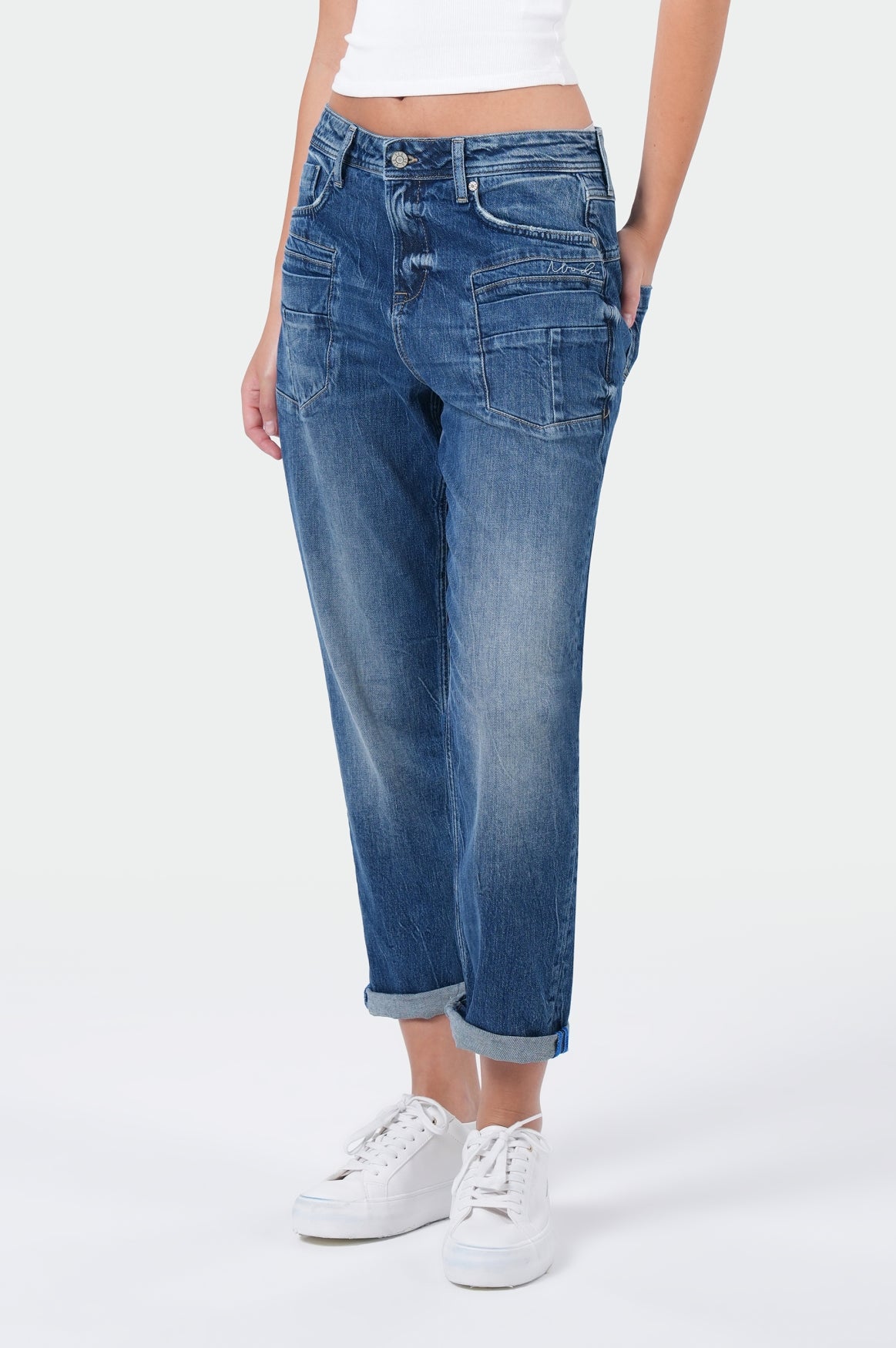 Ivy Boyfriend | Essence Blue