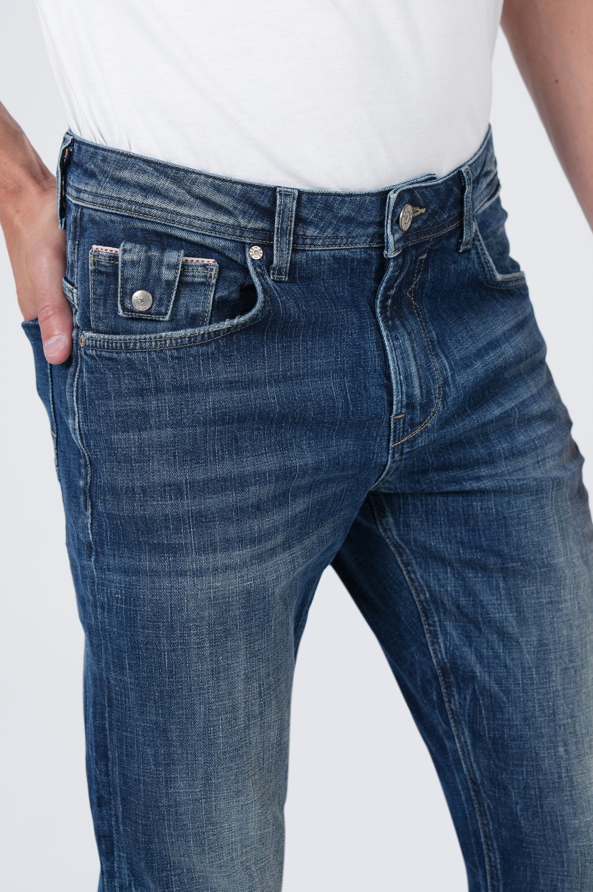 Ricardo Regular | Eba Blue