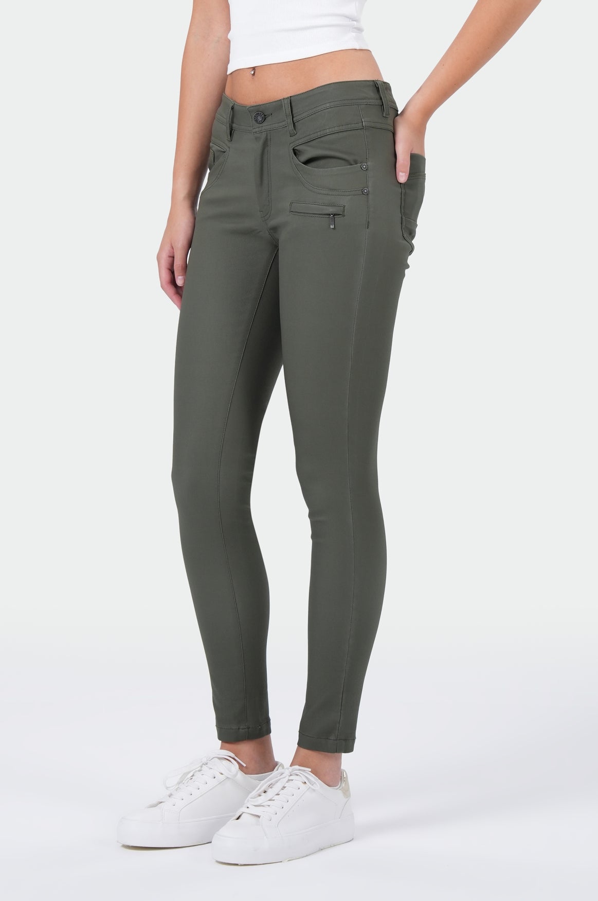 Suzy Skinny | Olive Branch
