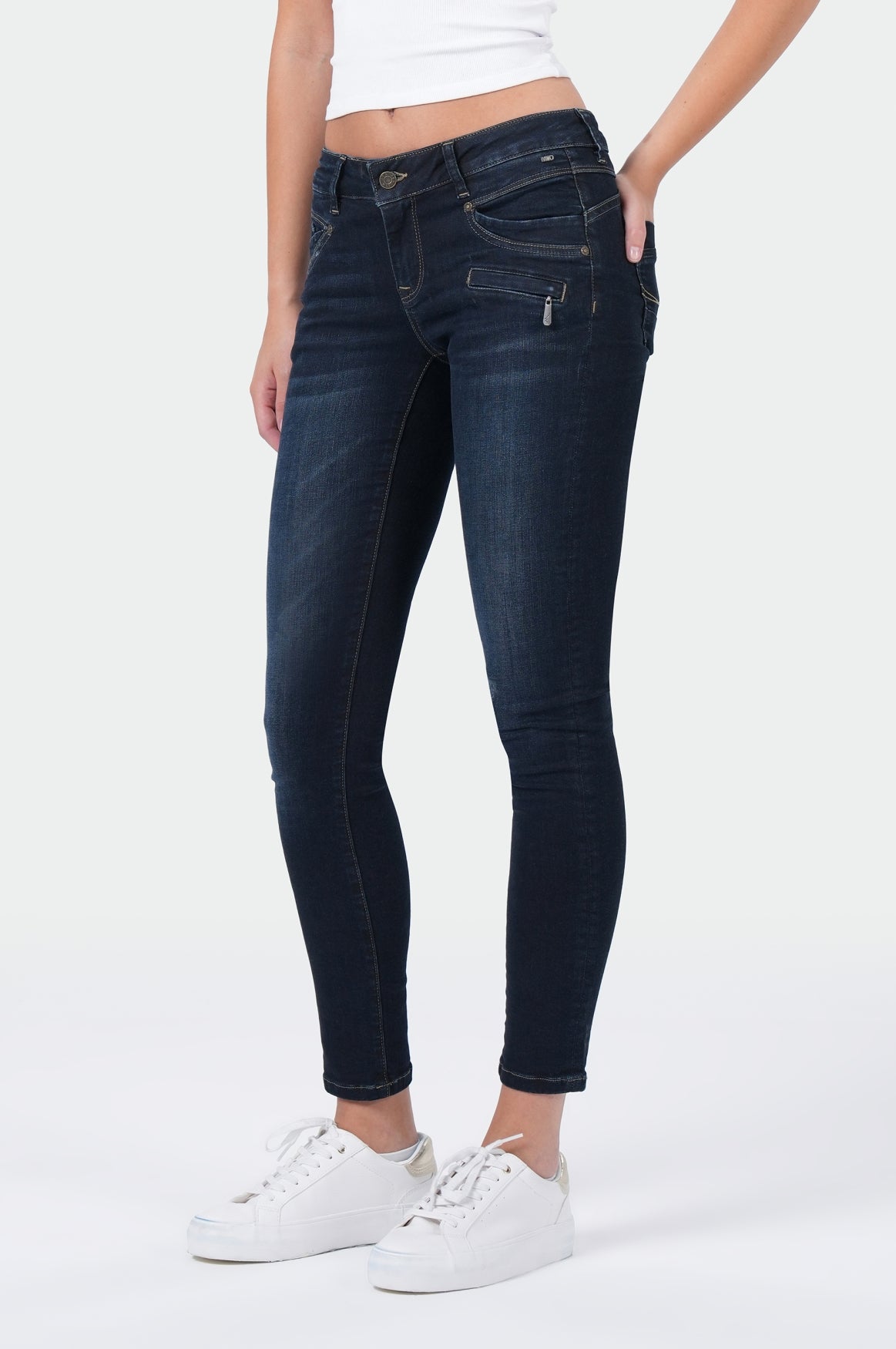 Suzy Skinny | Verona Blue