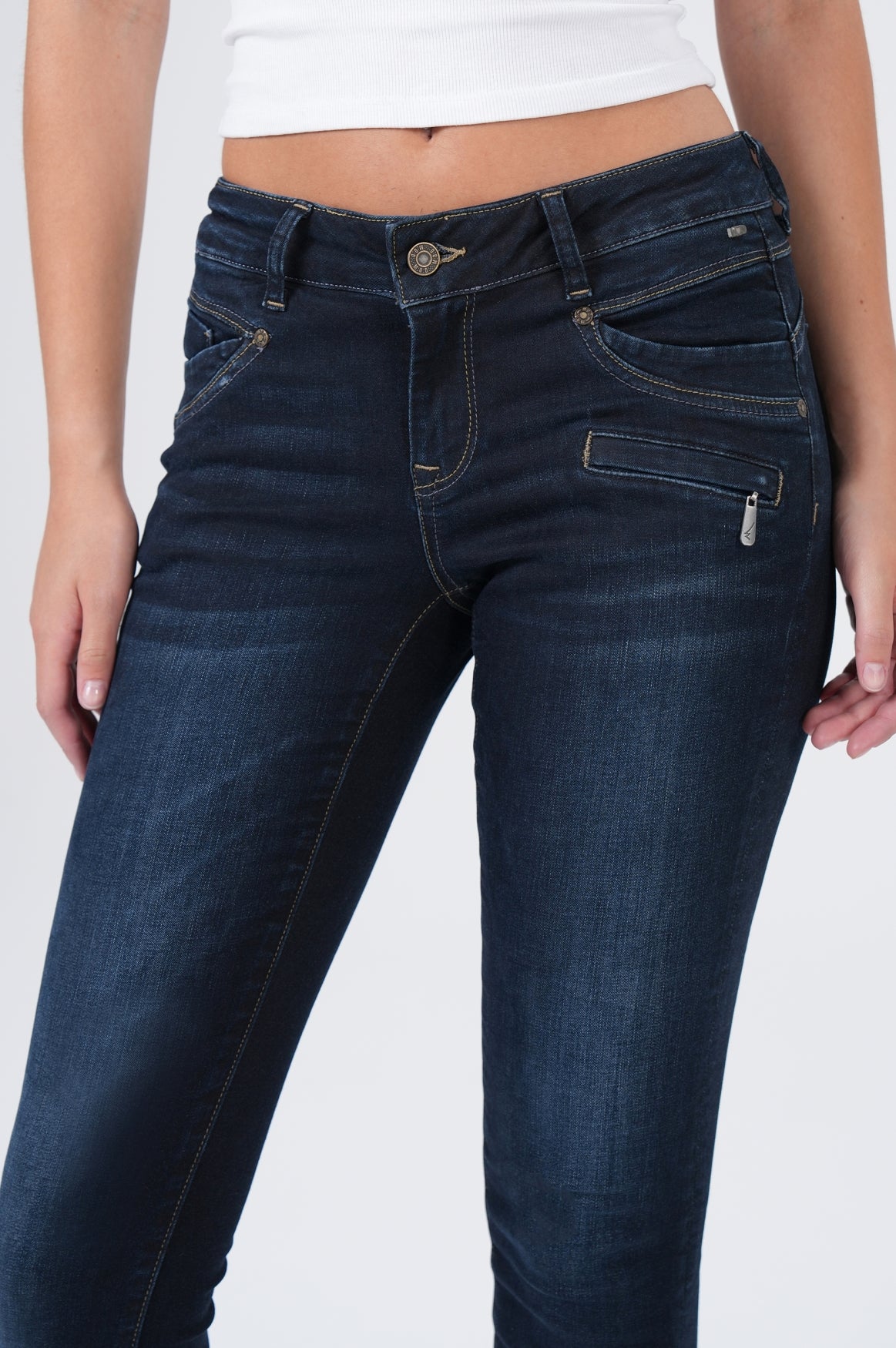 Suzy Skinny | Verona Blue