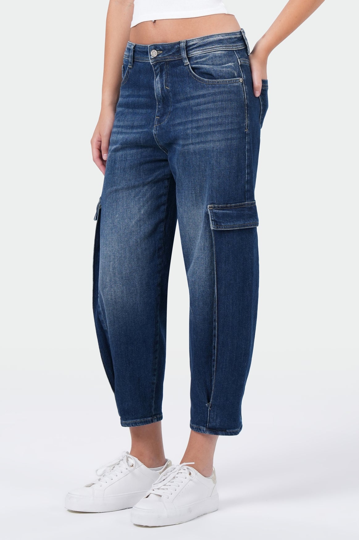 Vivien Cargo | Evident Blue