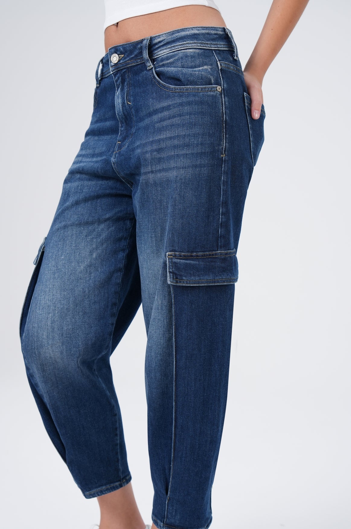 Vivien Cargo | Evident Blue